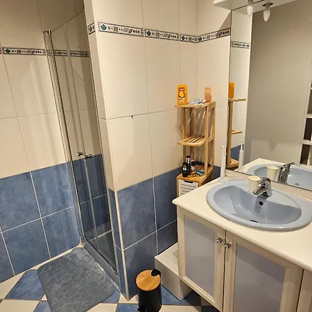 Дом отдыха Maison De Plain-pied Jardin Calme - 6 Pers. - Fr-1-71-112 Руайян