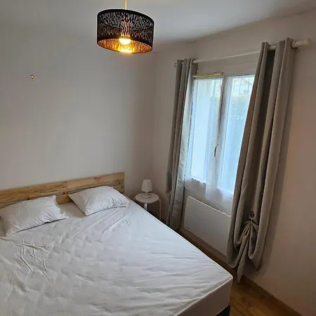 Maison De Plain-pied Jardin Calme - 6 Pers. - Fr-1-71-112 * Руайян